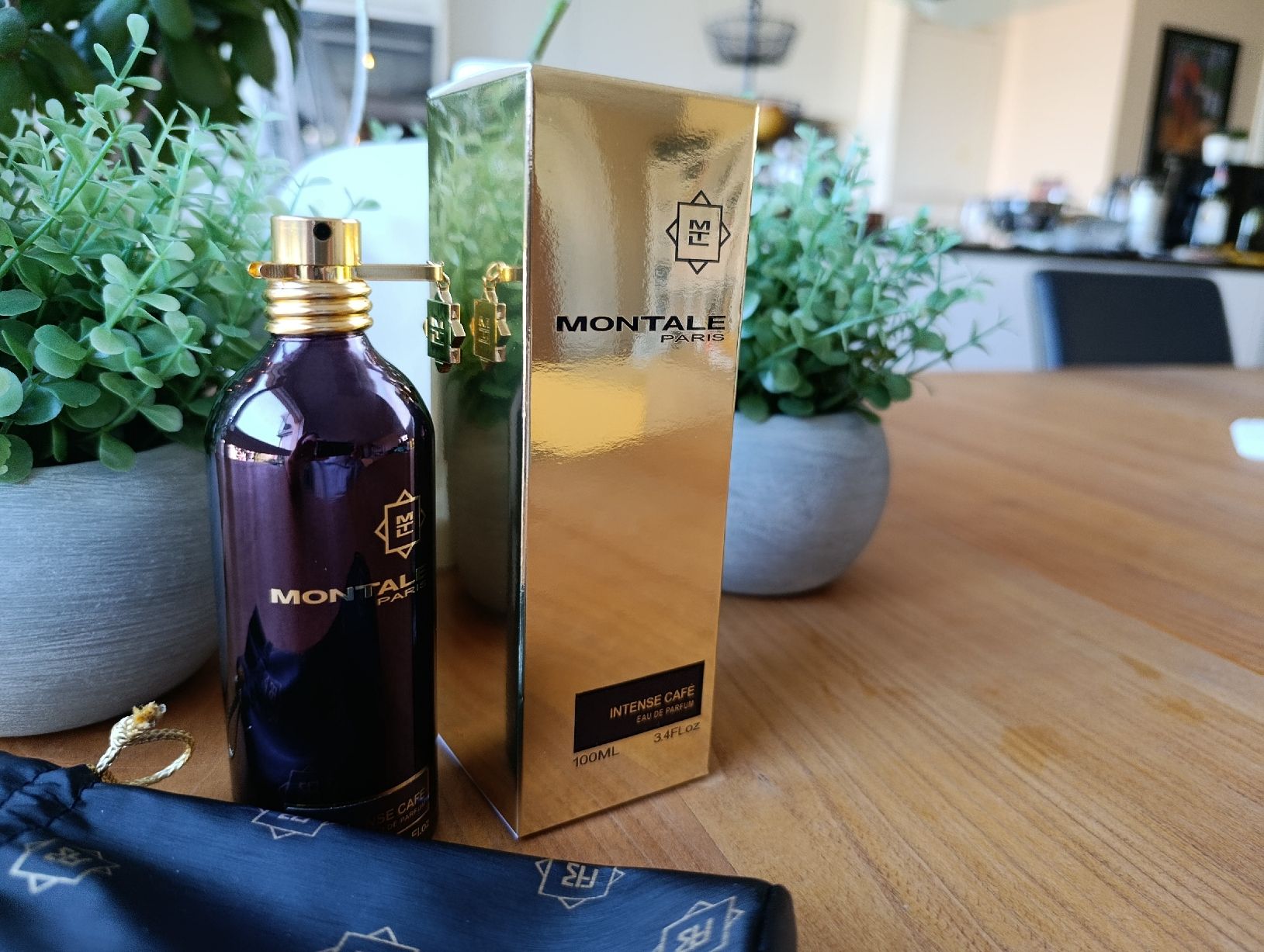 Montale Profumi & Eau de Toilette: Montale Intense Cafe Eau de Parfum 100ml neuwertig  – Nuovo (secondo la descrizione) da Biel/Bienne venduto da La_lupa_35