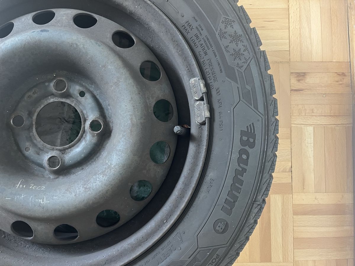 Pneus & Roues: Winterreifen – D'occasion à Zürich par Liilu 4