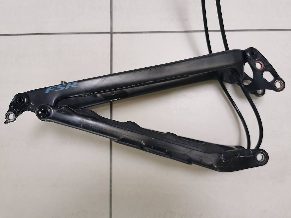 Specialized Pezzi di ricambio: Specialized stumpjumper  s-works 2019 triangle arrière 29" – Usato da Bulle venduto da iwa_snz5
