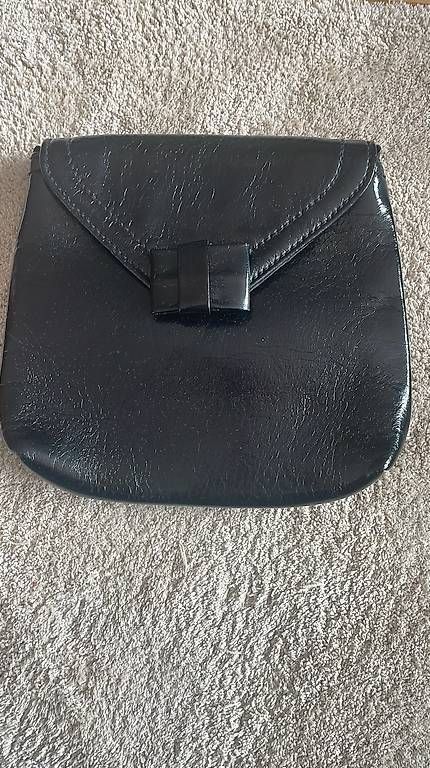 Borse da donna: Handtasche – Usato da Tumegl/Tomils venduto da tiger358