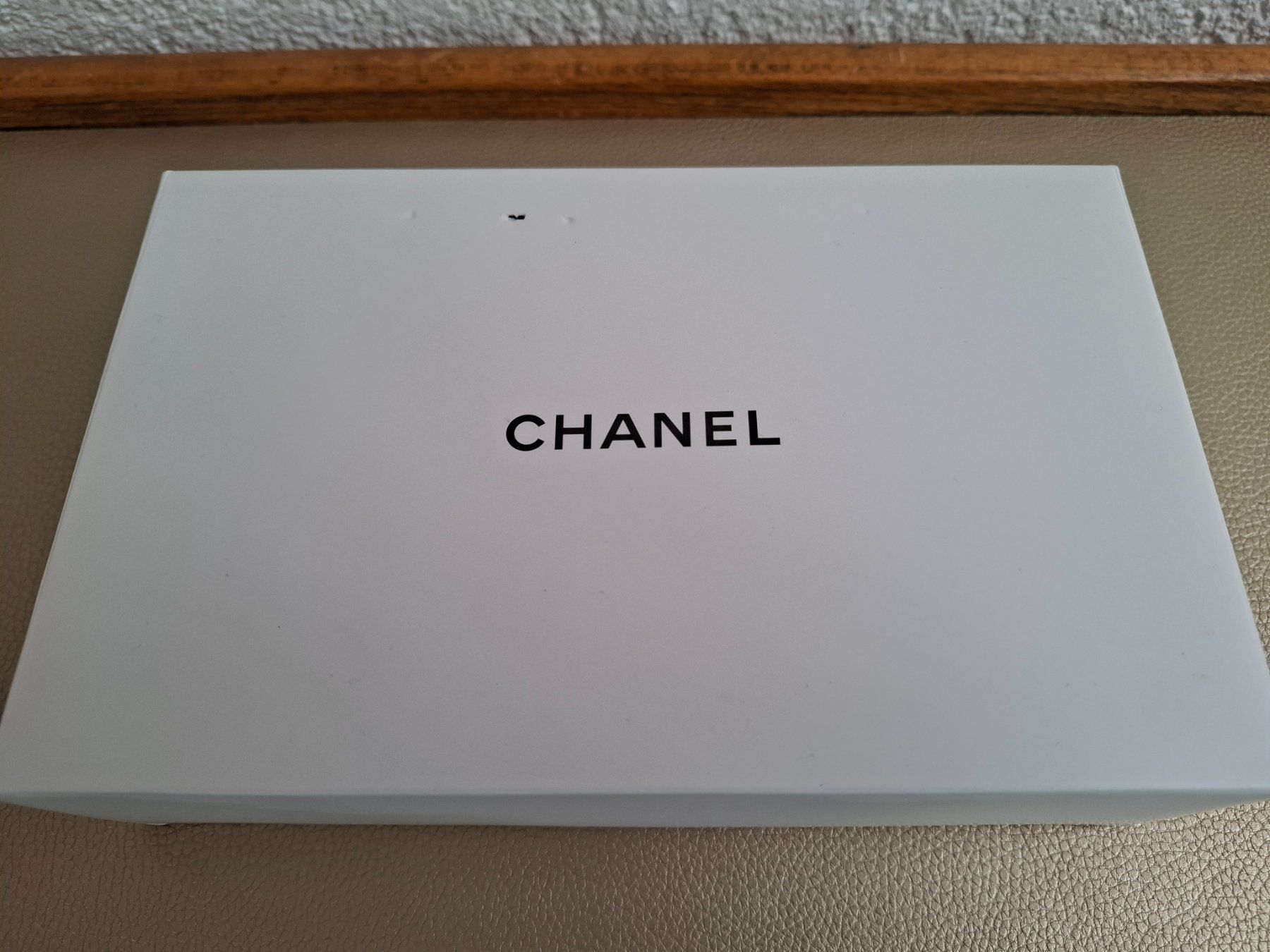Custodie per cosmetici: Pochette/Sac Chanel (Beauté VIP) - Neuf – Nuovo e nell'imballaggio originale da Meinier venduto da Gattuso22 6