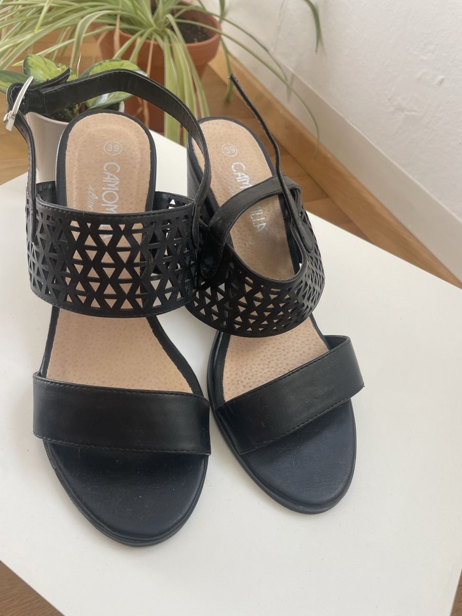 Scarpe da donna: Sandalen mit Absatz von Camomilla, echtes Leder – Usato da Zollikofen venduto da LeaMilena 1