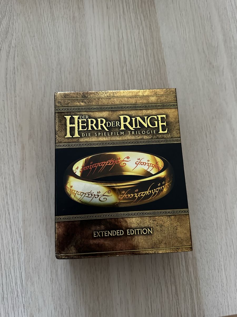 Tous les DVDs: Herr der Ringe Extended Edition Film Box Set – D'occasion à Hombrechtikon par baersandro