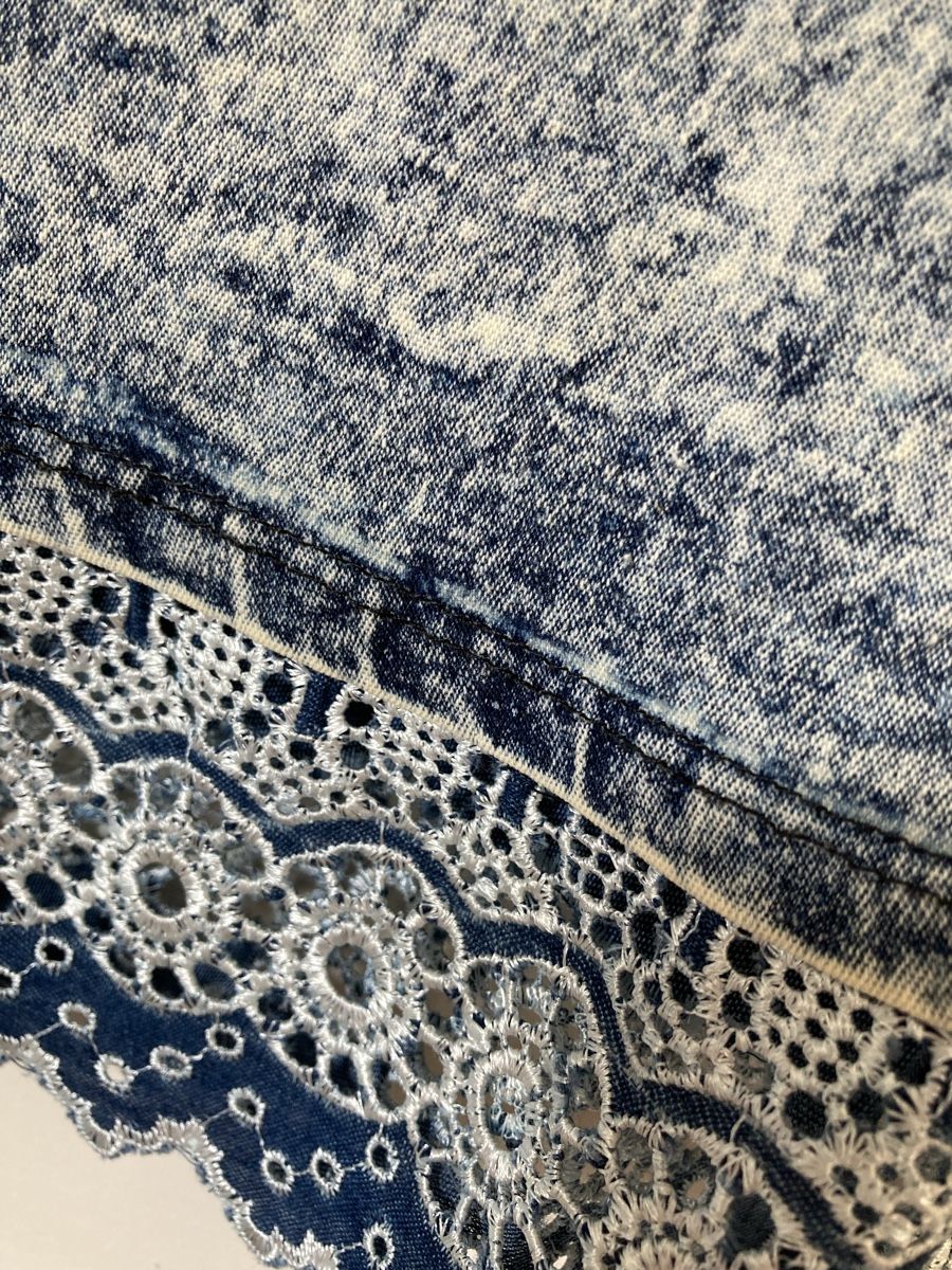 Vestiti: Jeanskleid mit Spitze, Grösse XS/S – Usato da Bäretswil venduto da Ki-Ja-S 1