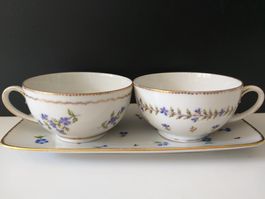 Assiette avec 2 tasses en porcelaine peintes à la main