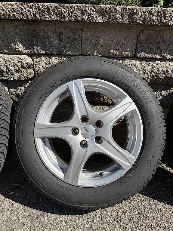 Gamaparts Pneumatici & Ruote complete: Roues hiver 15' VAG – Usato da Fribourg venduto da TO.B 2