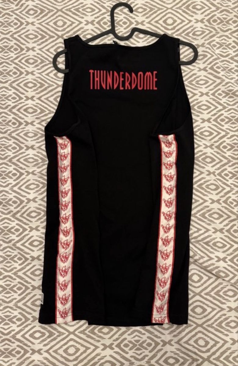 T-shirt: Débardeur Thunderdome Noir et Rouge - Taille L – Nuovo (secondo la descrizione) da Villars-le-Terroir venduto da ale_c79d 1