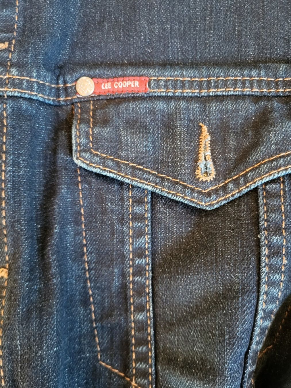 Lee Giacche: LEE COOPER - Veste en Jeans Comme Neuve Taille M – Nuovo (secondo la descrizione) da Haute-Nendaz venduto da DetoutDerien 1