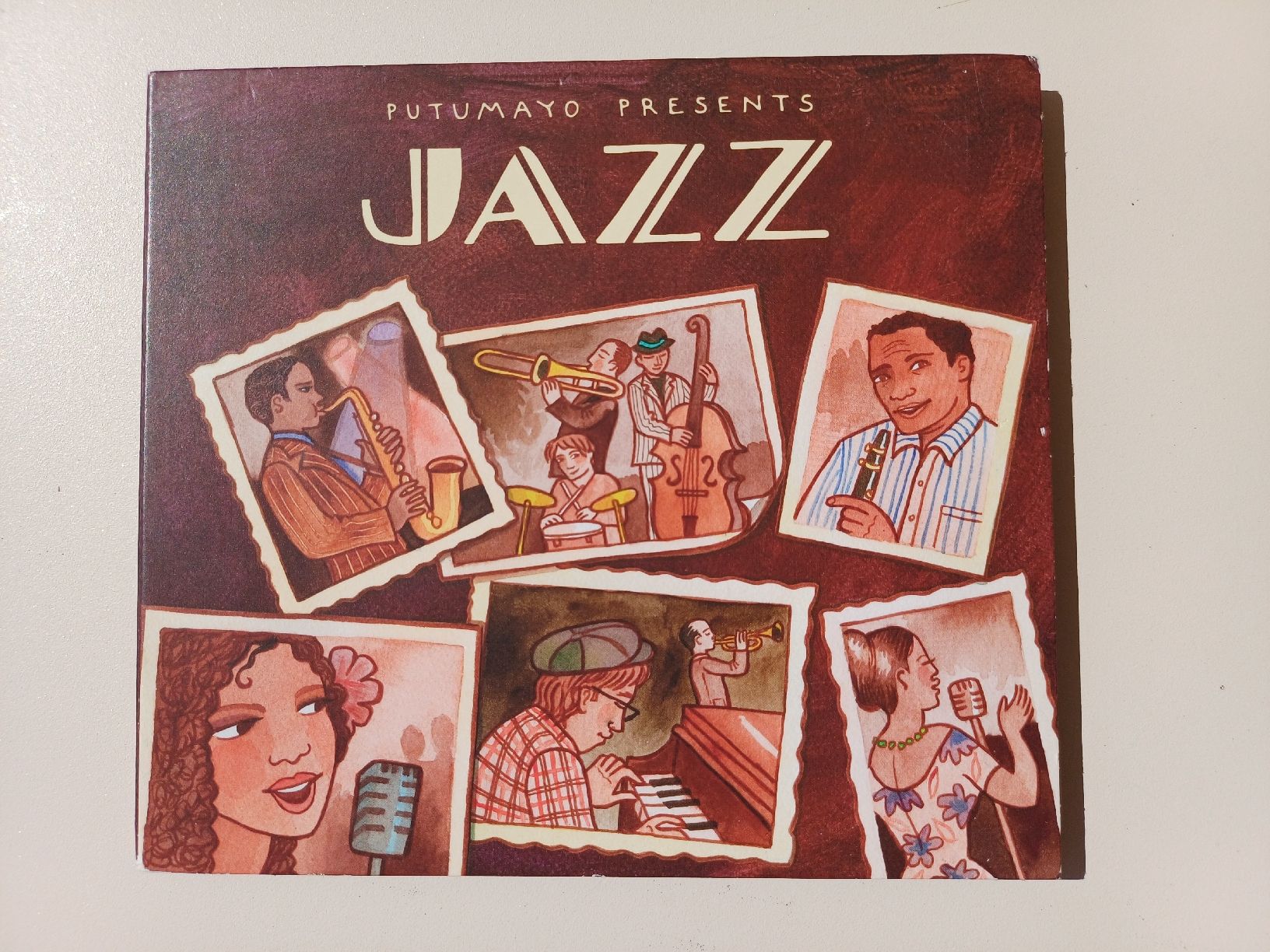 CD: Putumayo presents Jazz - CD  – Nuovo (secondo la descrizione) da Begnins venduto da Drastic-Sound