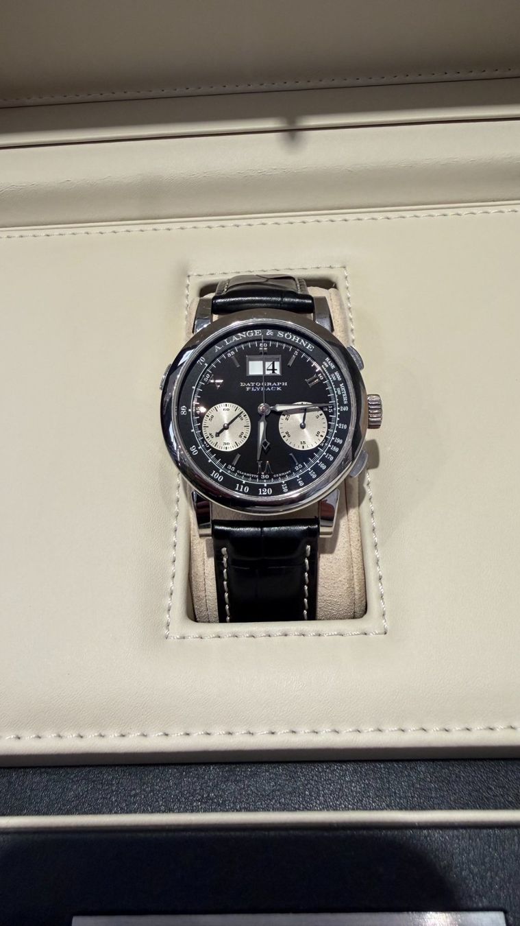 A. Lange & Söhne Montres: A. Lange & Söhne Datograph Platinum 39mm – D'occasion à Randogne par 2G1909 2