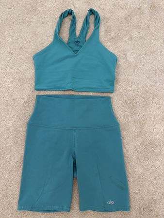 Alo Yoga sport set