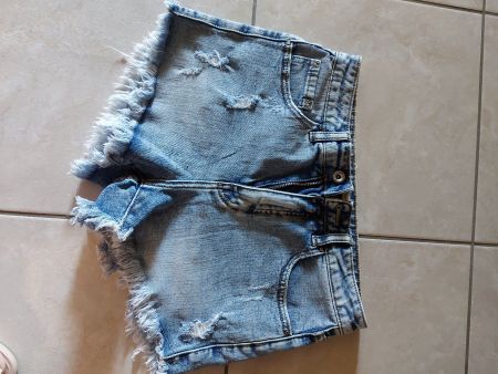 Shorts jeans nuovi senza etichetta S w36