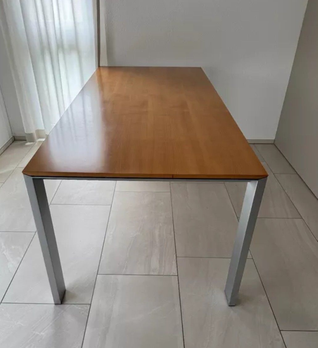 Willisau Tische: Willisau Tisch – Gebraucht aus Zürich von chukye 2