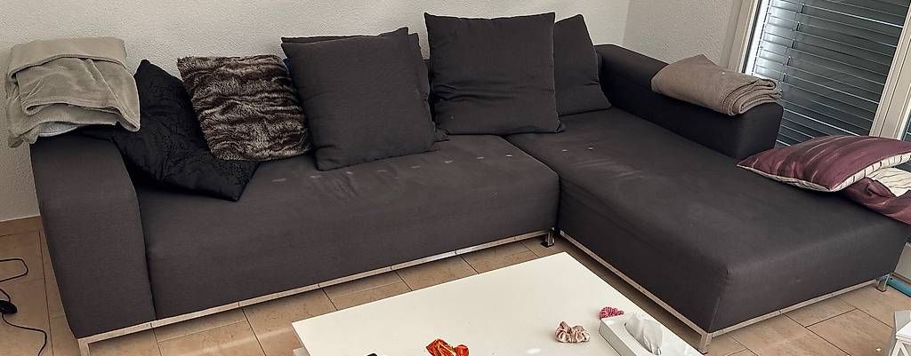 Sofas: Sofa Gratis – D'occasion à Kloten par swizzbonez