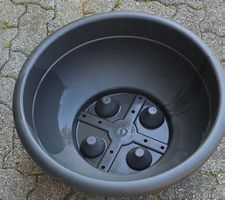 Durable Plastic Plant Pot.