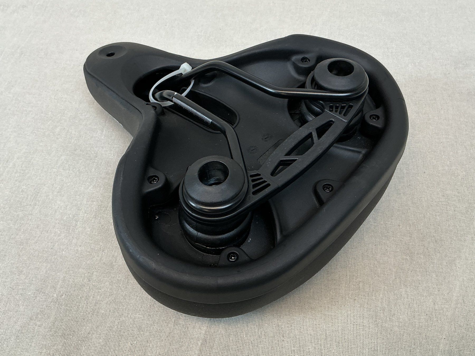 Fischer Pezzi di ricambio: FISCHER medi.Foam Super Soft Velo Sattel – Nuovo (secondo la descrizione) da Richterswil venduto da Restwert_Richterswil 6