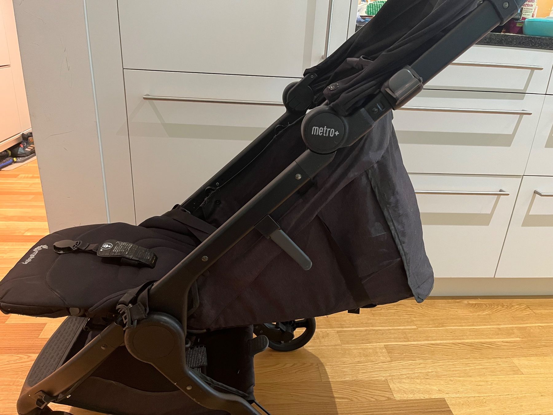 Ergo Baby Poussette: Buggy Ergobaby Metro+ – D'occasion à Baar par sim_5d6l 1