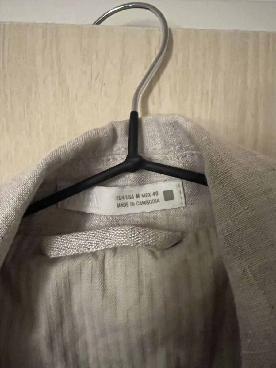 Zara Giacche: Surchemise Zara beige en lin  – Nuovo (secondo la descrizione) da Biel/Bienne venduto da hello653 2