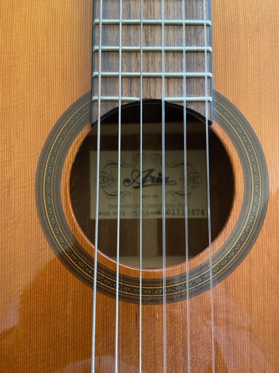 Musikinstrumente: Aria AK-35-58 Gitarre mit Tasche – Gebraucht aus Wald ZH von baby034 1