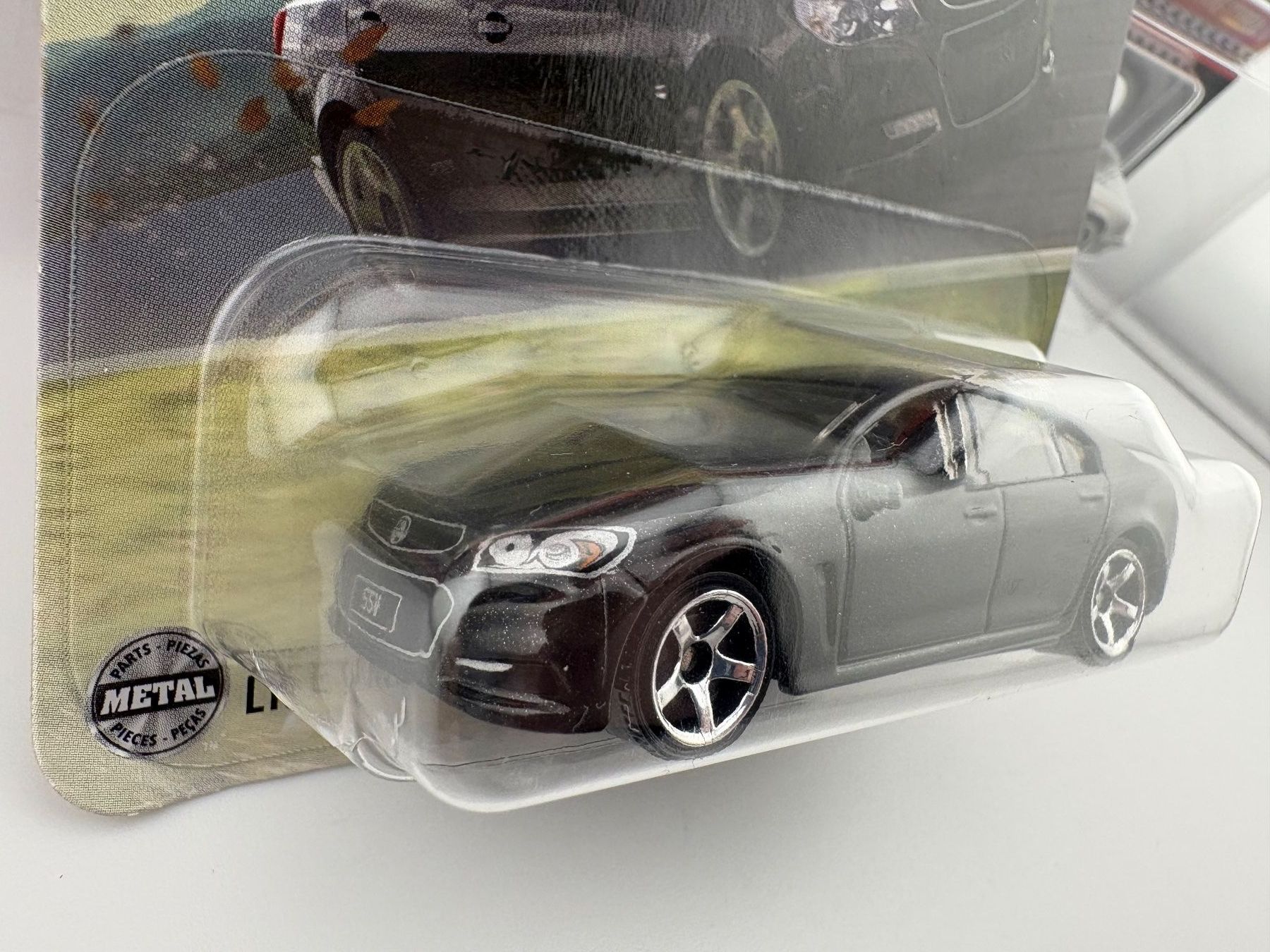 Matchbox Modellini d'auto: Matchbox Holden VF Commodore SSV - 2025 - 106/125 – Nuovo e nell'imballaggio originale da Flawil venduto da HeisseReifen 2