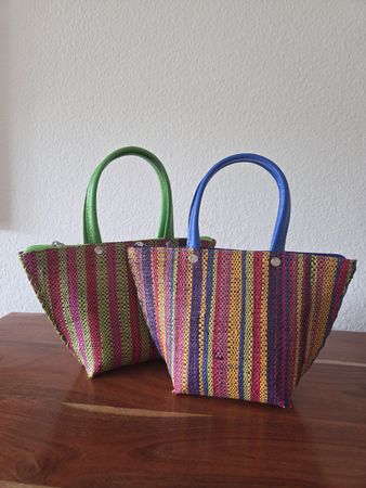 2 kleine Taschen mit Streifenmuster,neu, Kinder o. Kleinigk.
