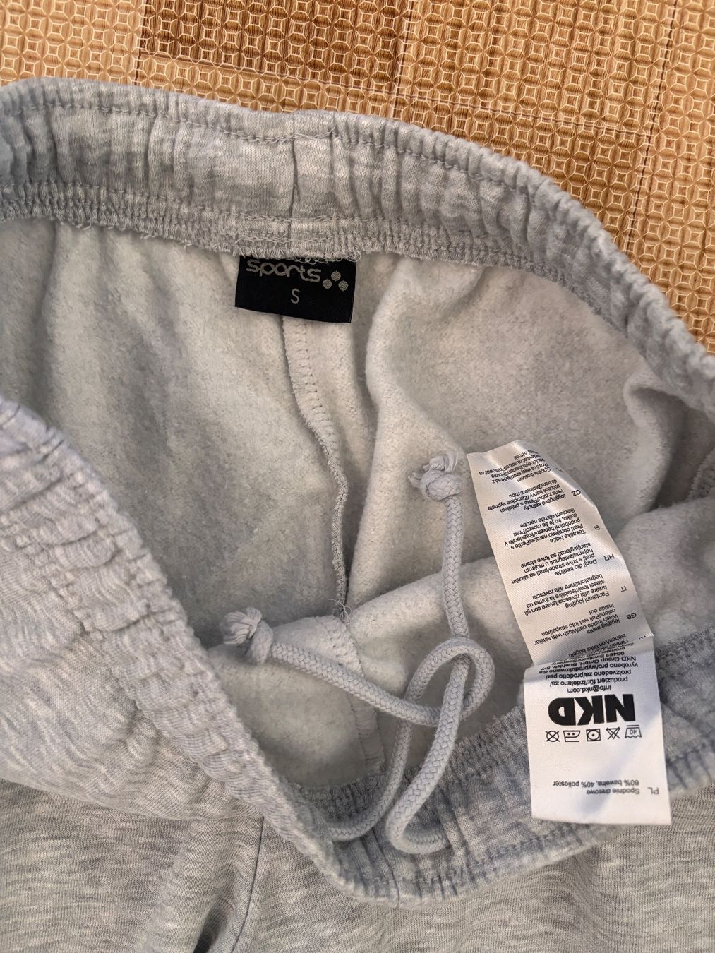 Pantaloni: Jogginghose Gr. S / 176 – Usato da Thun venduto da Melpi2010 1
