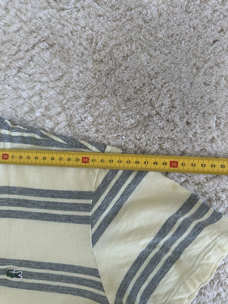 Lacoste T-Shirts: T-shirt Lacoste jaune rayé gris - Taille 4/M – Neu (gemäss Beschreibung) aus Neuchâtel von aliceguins 2