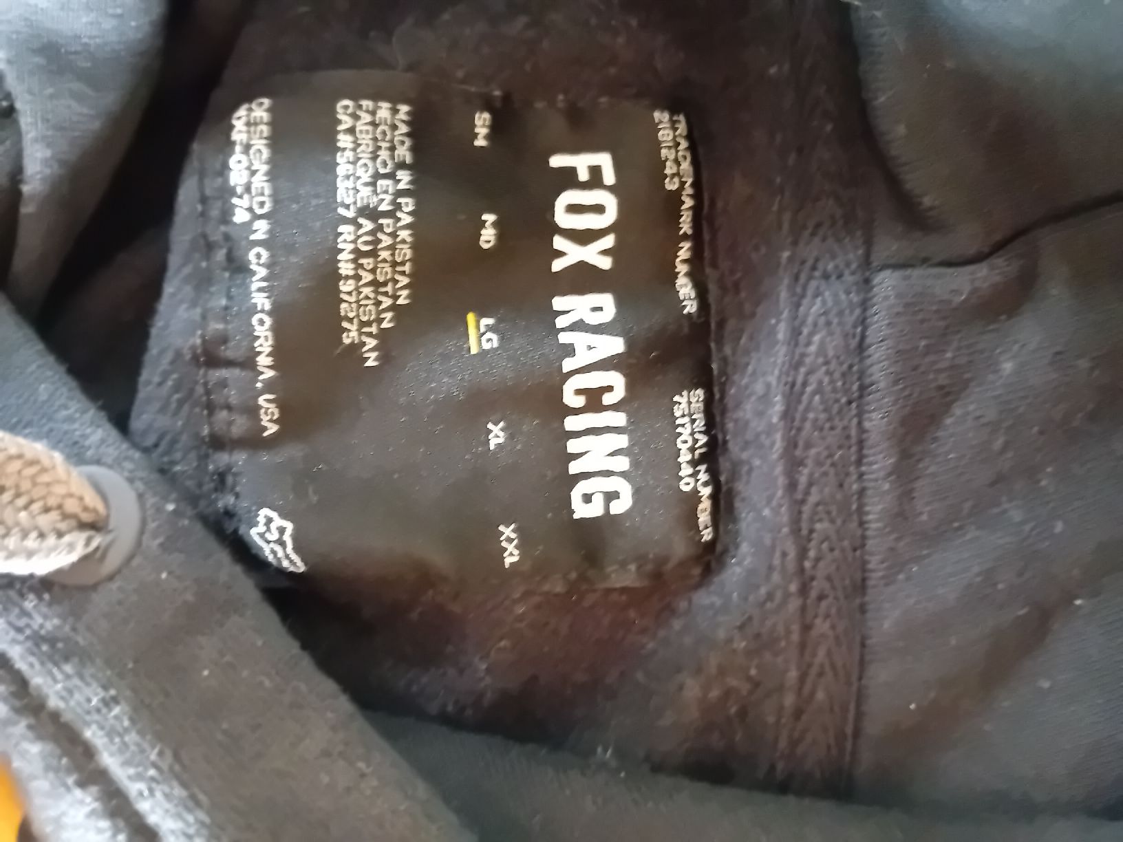 Fox Pulls & Sweat-shirts: Fox Kaputzenpulli – D'occasion à Chur par jk.84 1