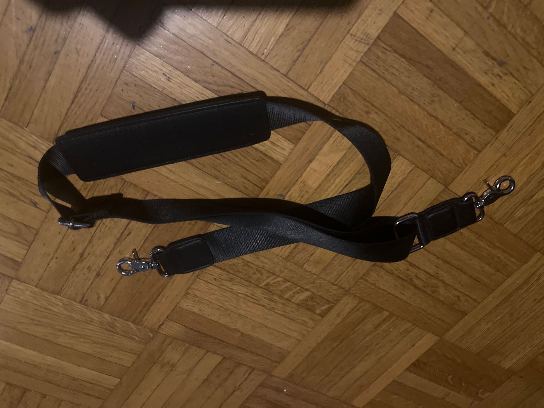 Tutti gli attrezzi: Schultergurt verstellbar mit Karabiner – Usato da Chiasso venduto da AzenYa
