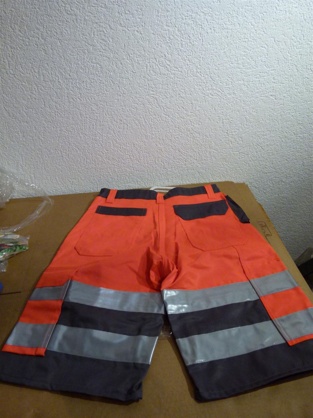 Pantalons: Profiwork Arbeitsshorts, Gr. 44 Lp, 65Fr – Neuf avec emballage d'origine à Uerkheim par Justi.y 1