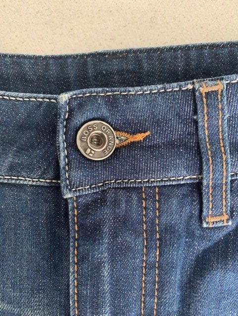 Hugo Boss Gonne: Jupe en jeans de Hugo Boss – Nuovo (secondo la descrizione) da St-Aubin-Sauges venduto da Juliezan 4