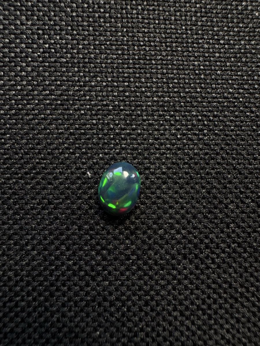 Pierres précieuses: Black Opal mit Wabenmuster 0.8ct – Neuf avec emballage d'origine à Wängi par Horus90 3