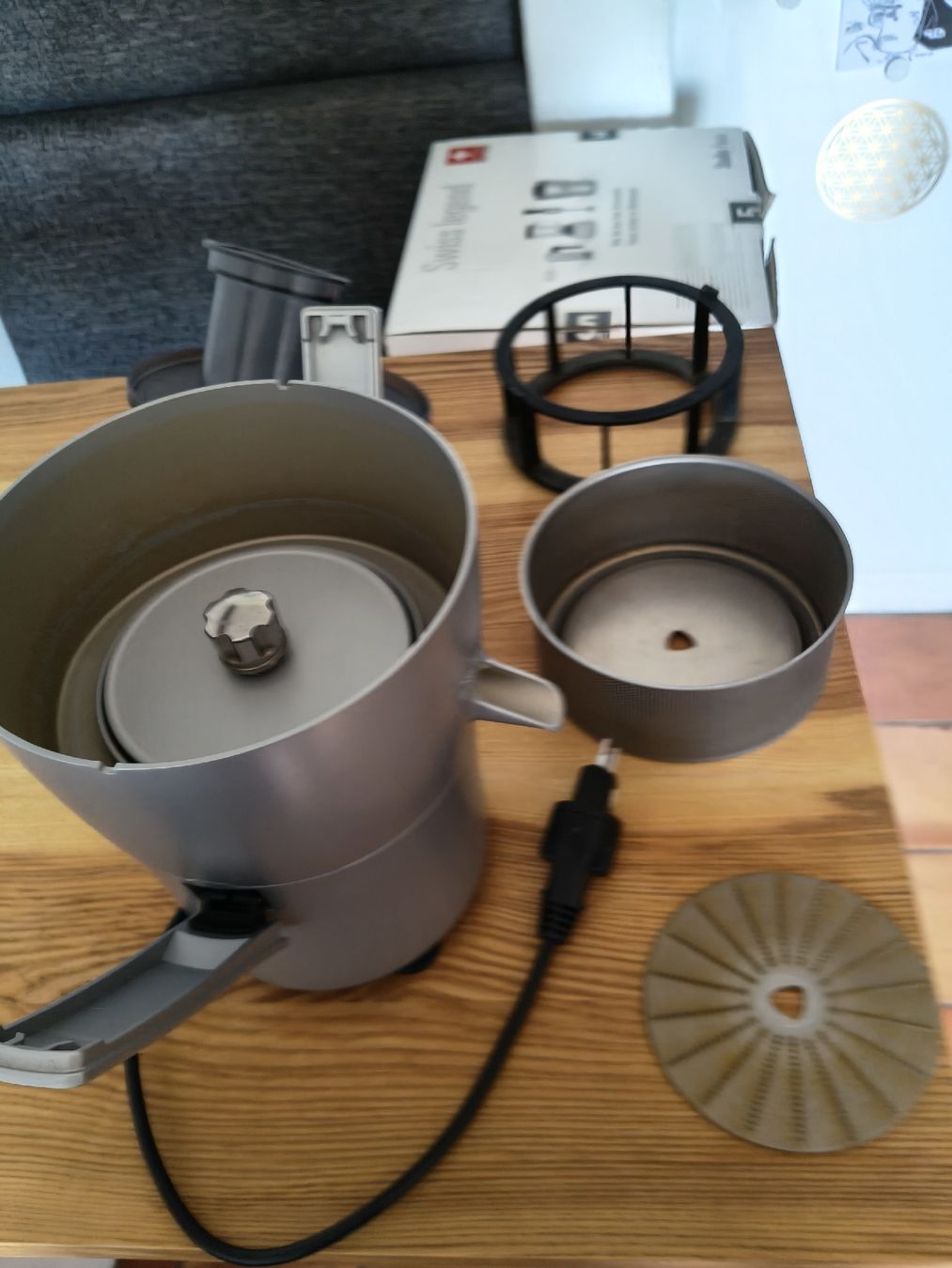 Appareils de cuisine: Juicer Stadler Form SWISS MADE – D'occasion à Kappel am Albis par Casabon 2