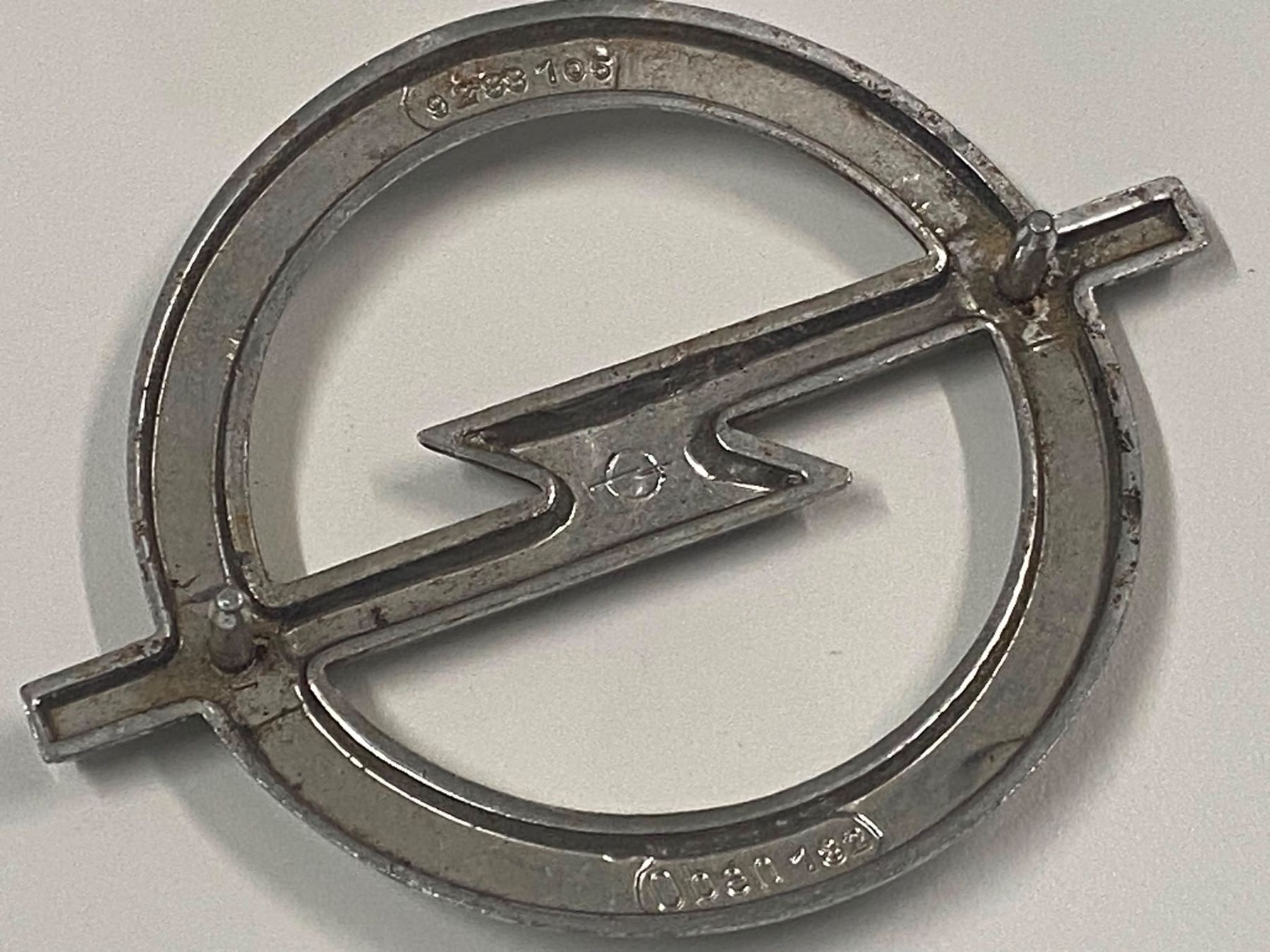 Opel Sonstiges Fahrzeugzubehör: Zwei Vintage Original OPEL Emblem – Gebraucht aus Dübendorf von lan1808 6