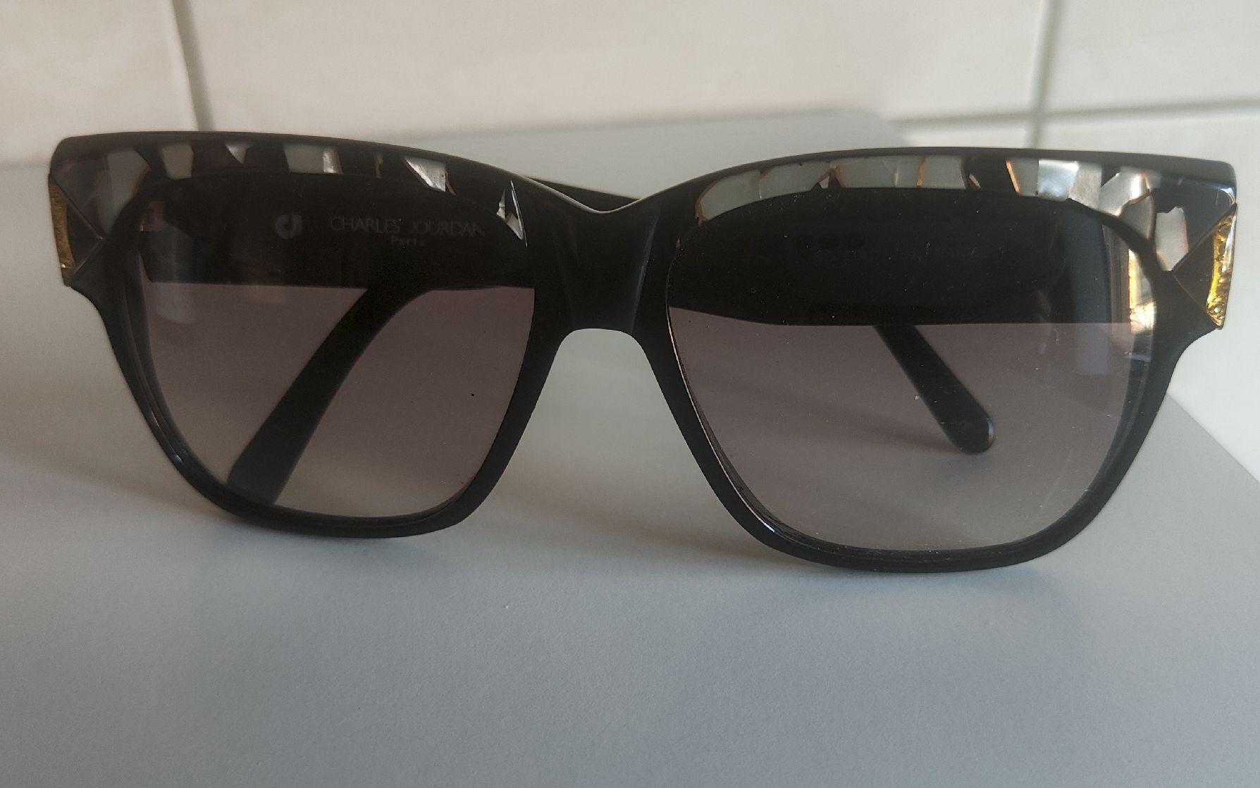 Occhiali & Lenti: Lunettes de soleil de collection Charles Jourdan – Usato da Biel/Bienne venduto da notfun