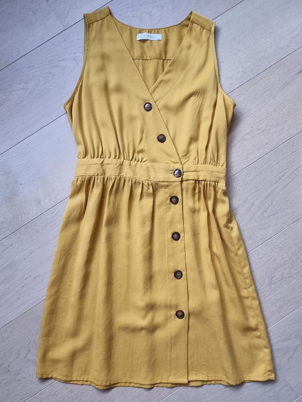 Promod Kleider: Kleid Damen Senfgelb Grösse M – Gebraucht aus himmelried von bribuli 1