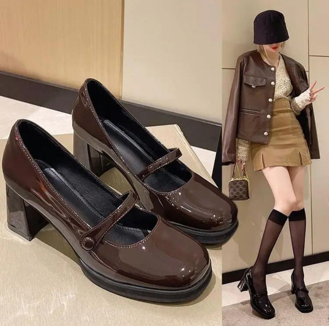Scarpe da donna: Mary Jane schuhe – Nuovo (secondo la descrizione) da Mönchaltorf venduto da Llyrian 3