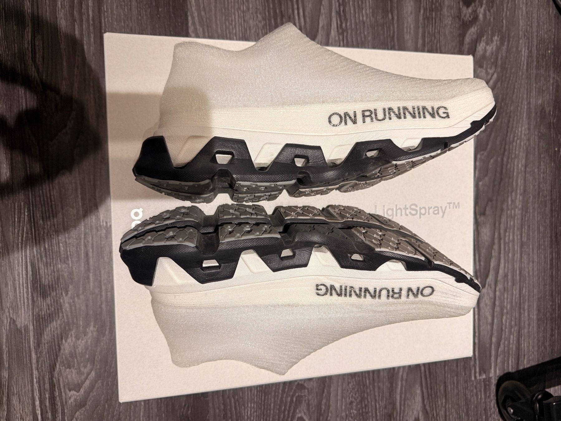 On Chaussures hommes: On LightSpray Cloudmonster 3 Hyper – D'occasion à Schaffhausen par MasterCayde 1