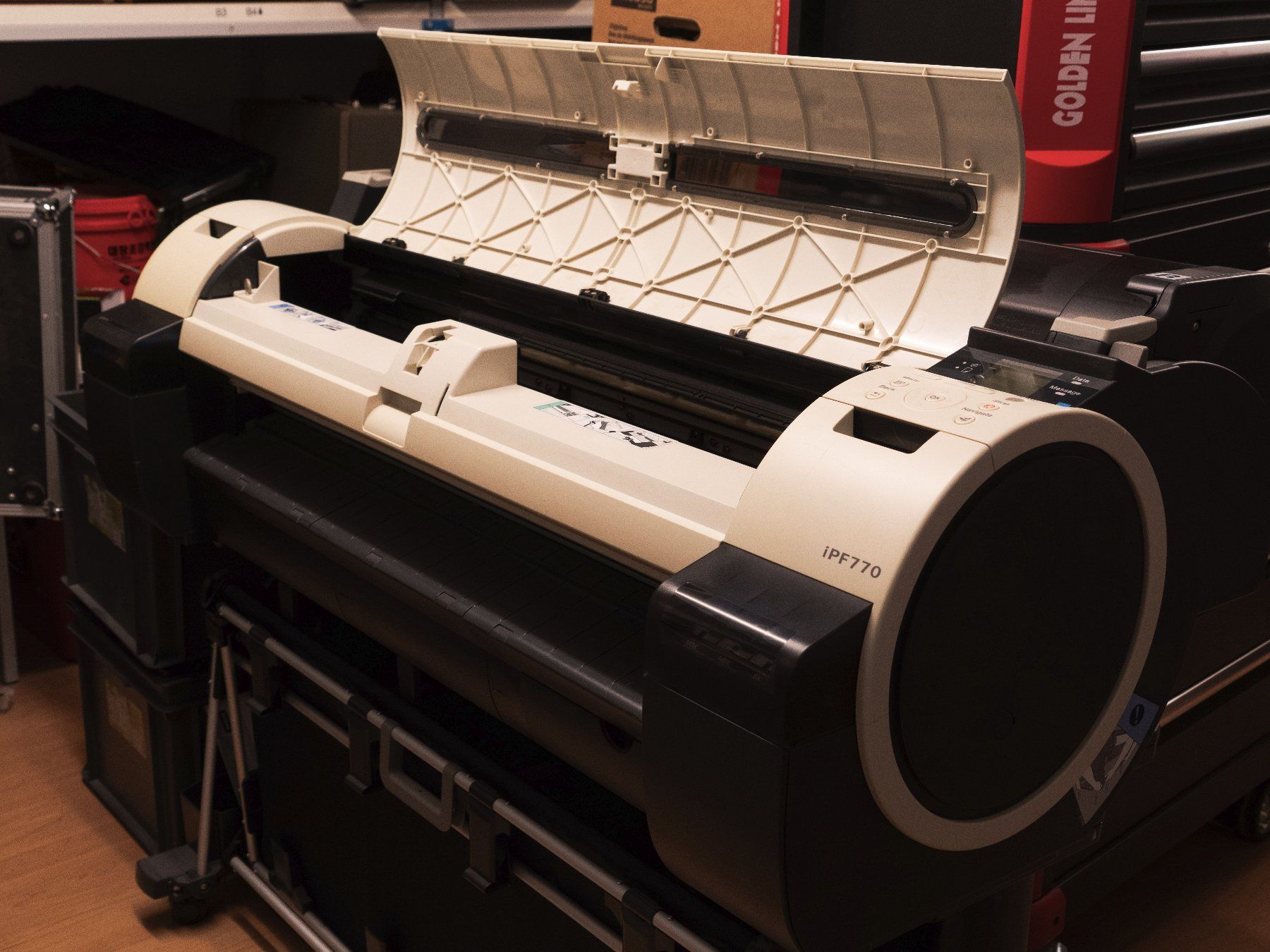 Canon Stampanti: Canon imagePROGRAF iPF770 Grossformatdrucker – Usato da Unterseen venduto da powerpan 3