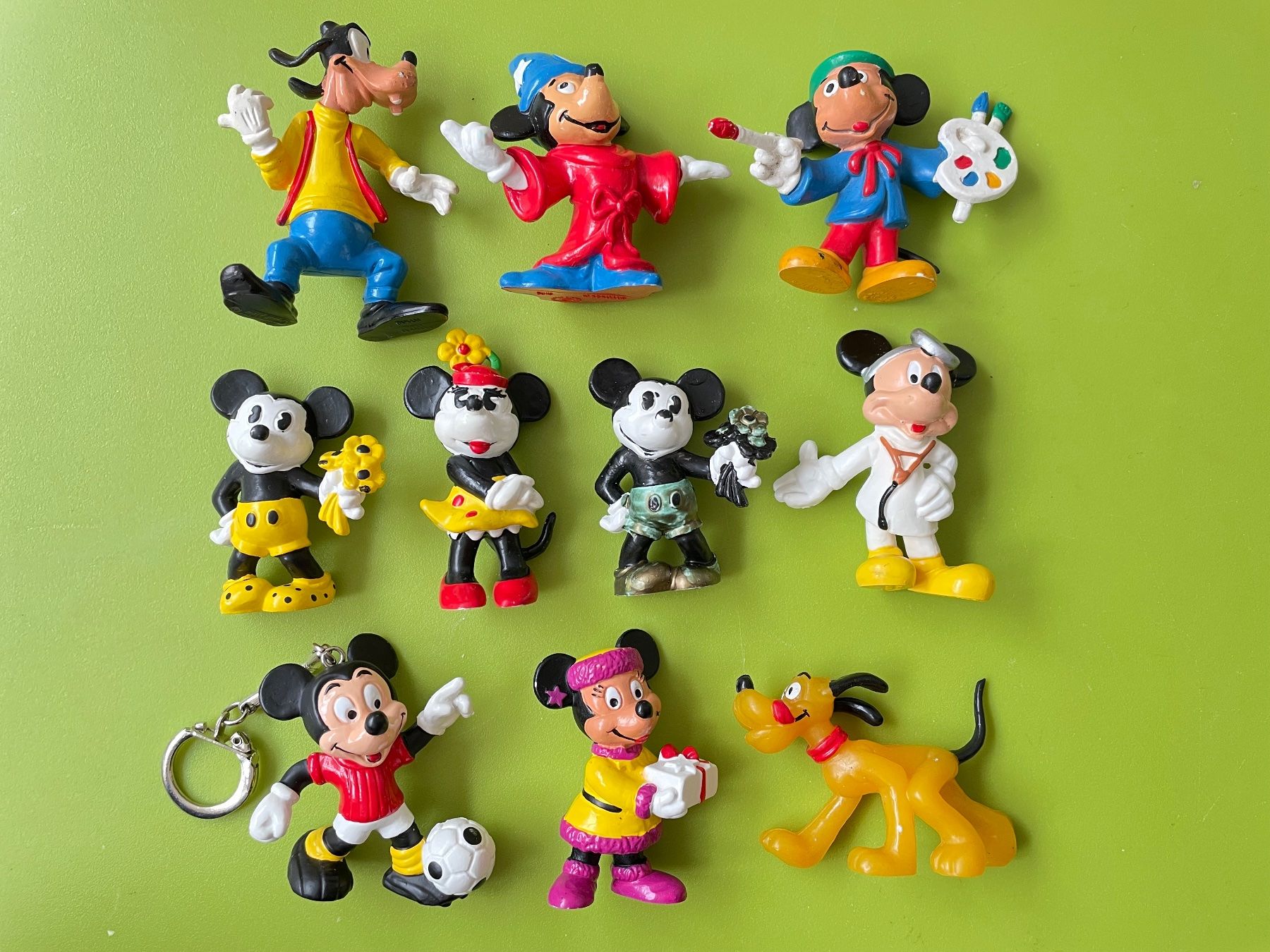 Disney Statuette: 10x 80er Disney Comic Figur Mickey Minnie Goofy Pluto Bully – Usato da Gossau SG venduto da entwederoder 2