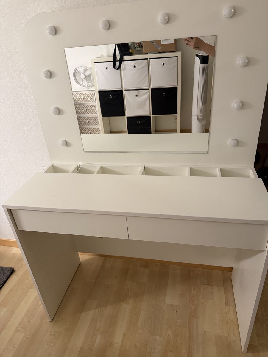 Tavoli da trucco: Schmink/Coiffeurtisch – Usato da Oberglatt ZH venduto da kik_psr5 1