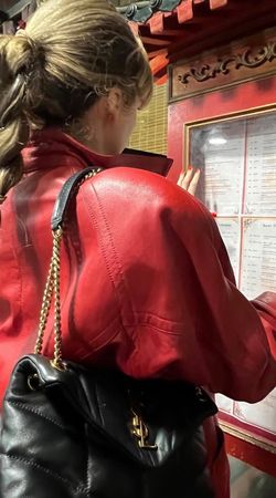 Longue Veste vintage rouge en cuir années 80