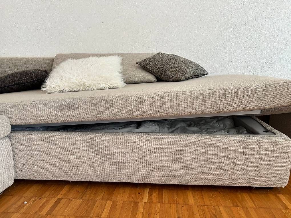 Sofas: Riesengrosses Sofa abzugeben – Gebraucht aus Zürich von Mare021 1