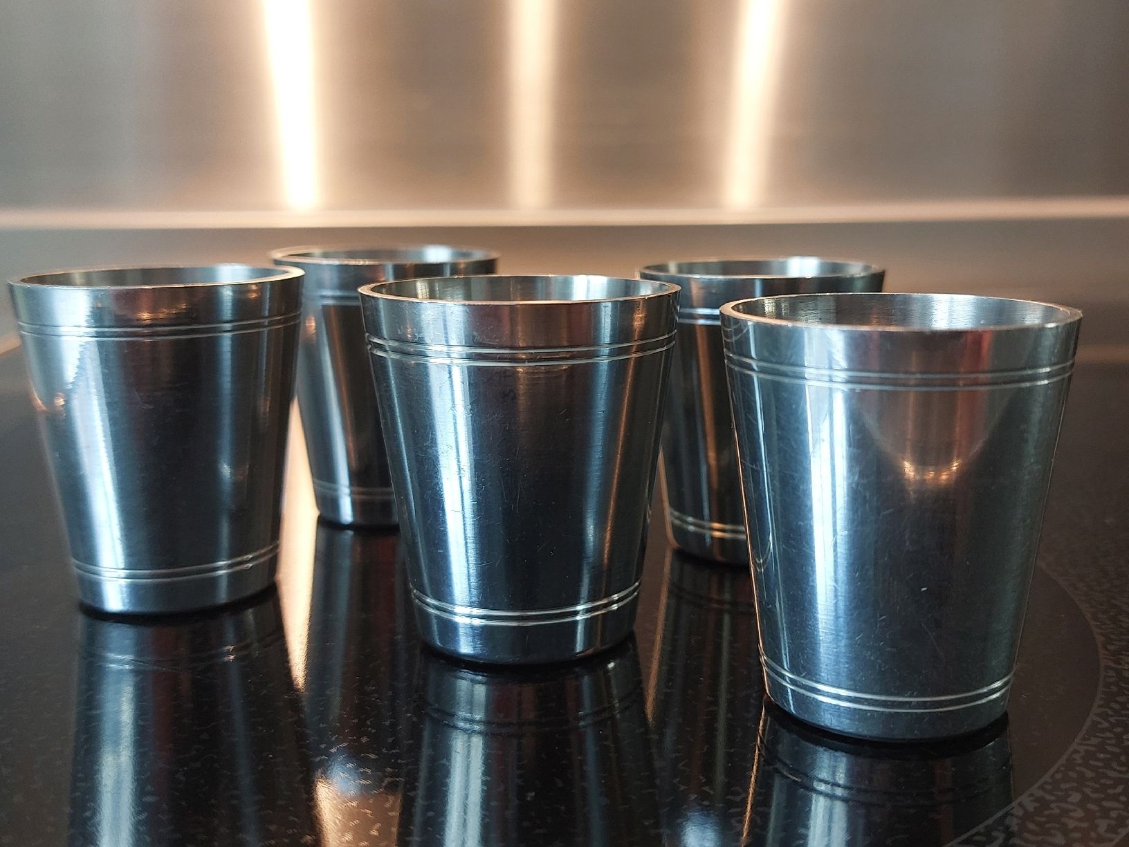 Set di piatti: Sternegg Schnapsbecherli – Usato da Rickenbach ZH venduto da Pabag 5
