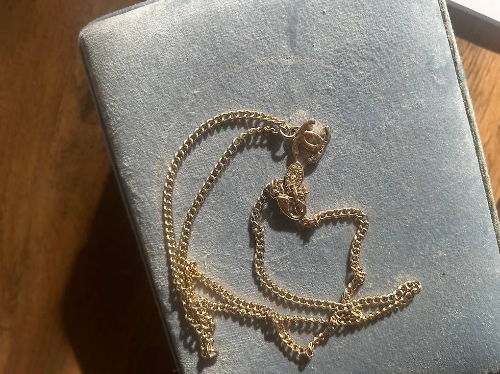 Chanel Colliers: echte Chanelkette, gebraucht – D'occasion à Bern par michellemias 2
