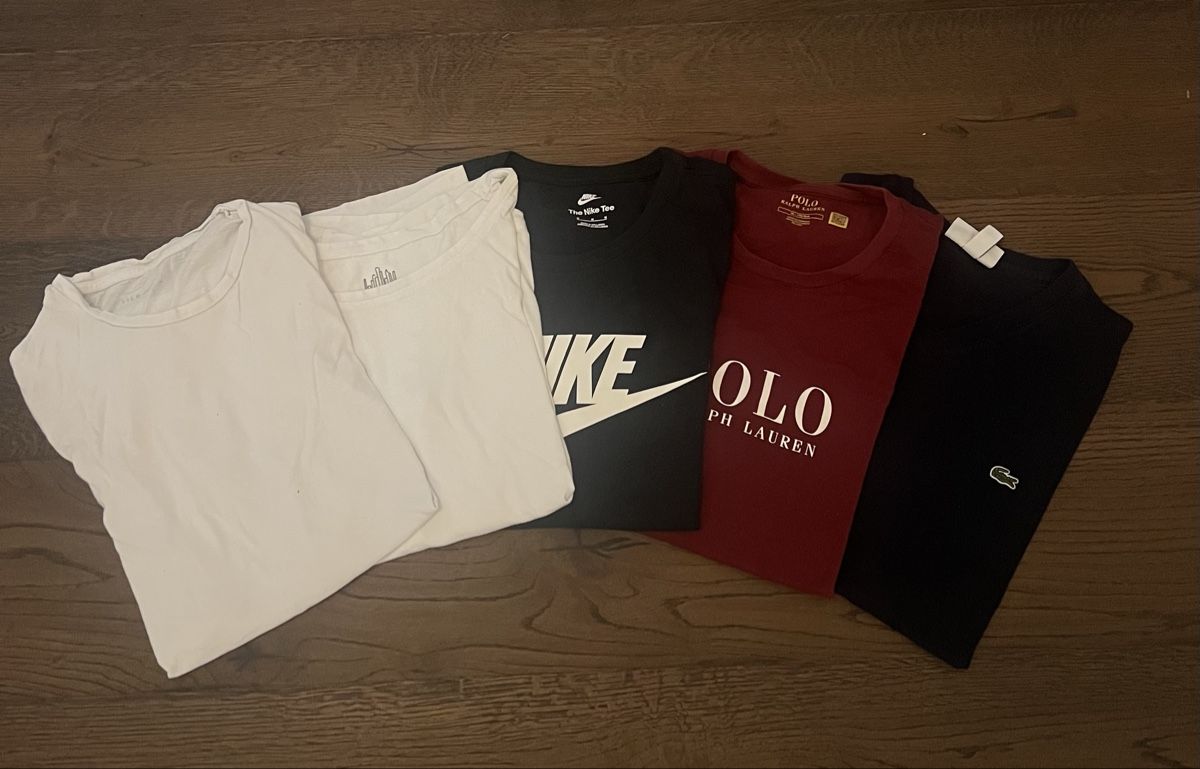 Lotti di vestiti: 5 Marken Herren T-Shirts  – Usato da Wil SG venduto da ymuellerr