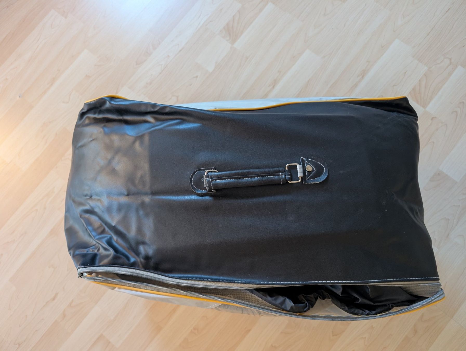 Coperture: SUV Hagelschütz Pelerine – Usato da Egg b. Zürich venduto da ana_5xpl 2