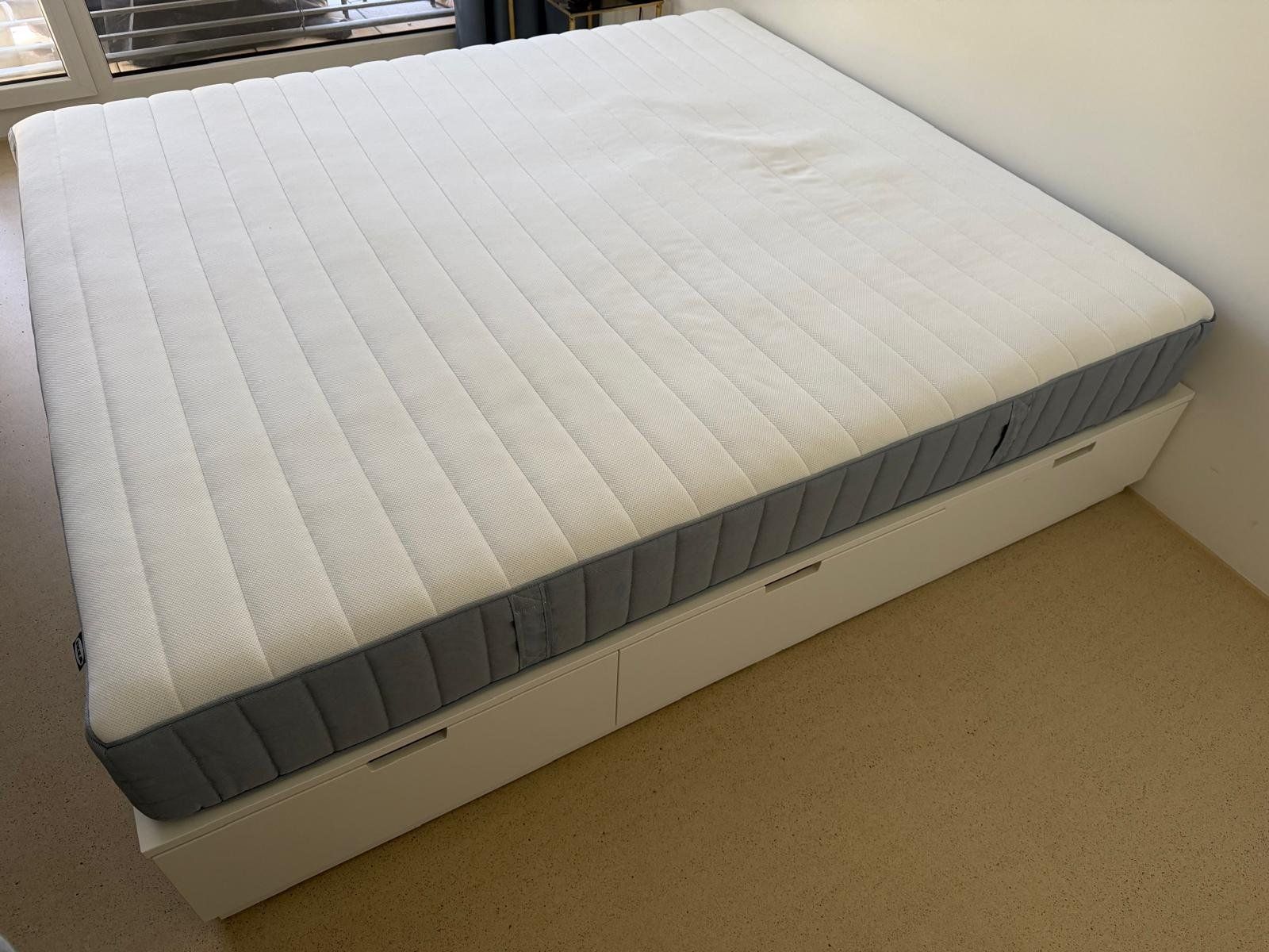 Ikea Letti: Ikea Bed + Mattress – Usato da Zürich venduto da j3s_v9m6 2