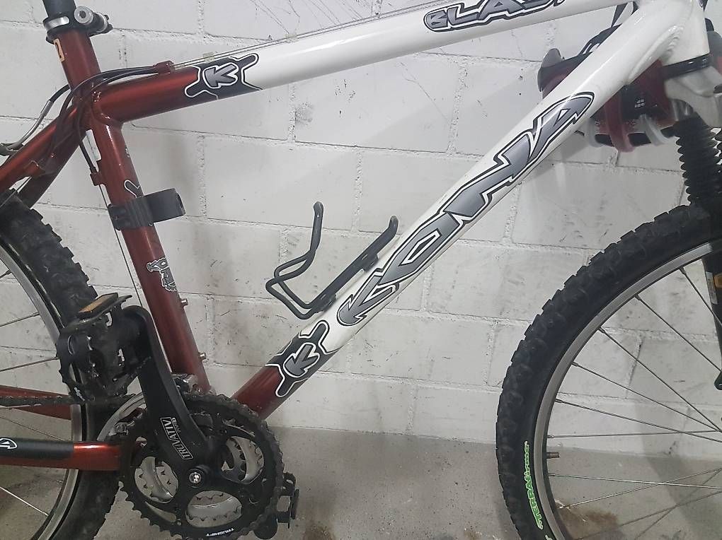 Velos: Mountain Bike Kona – Gebraucht aus Baar von Famar5 2