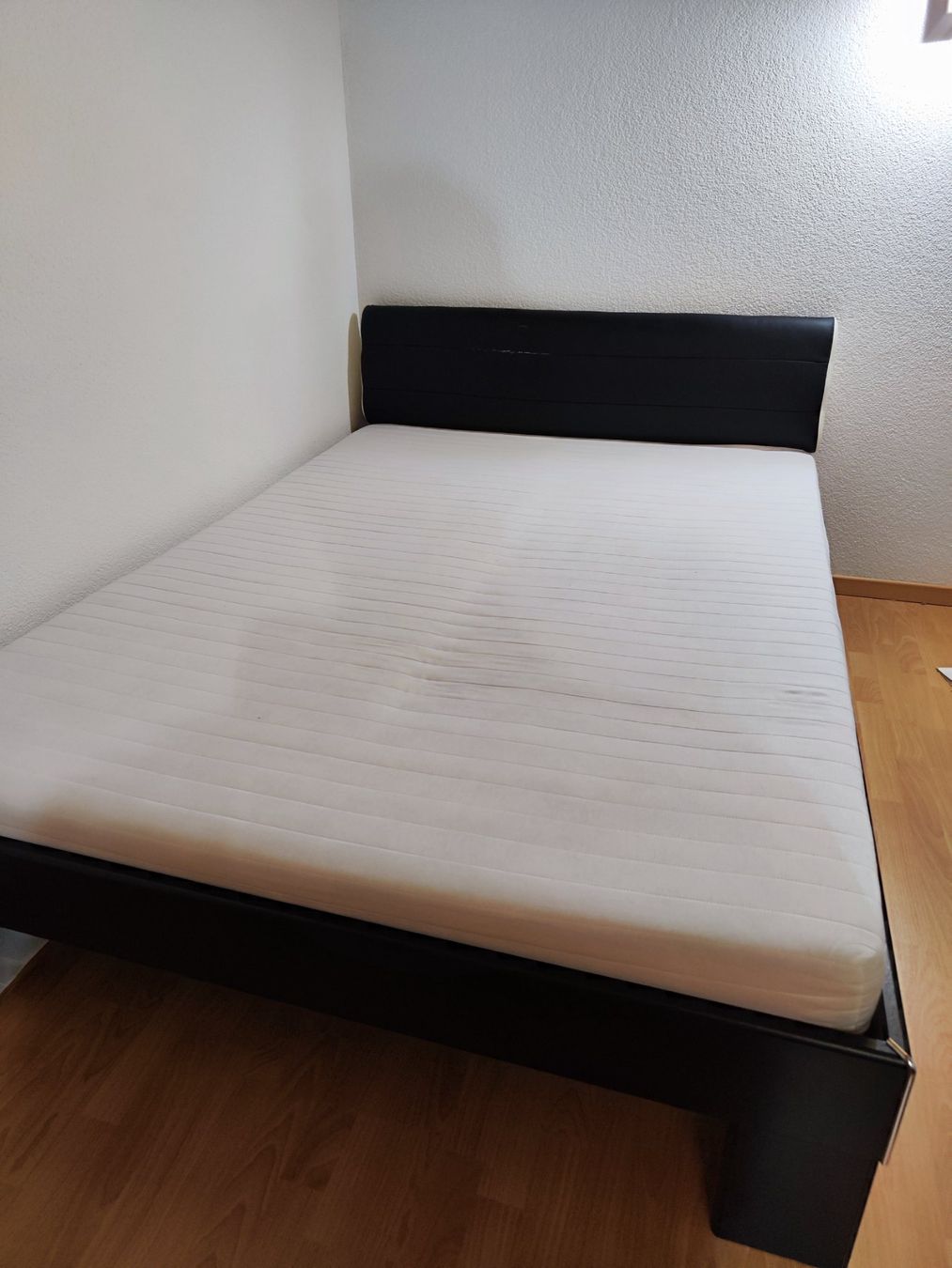 Lits: Bett Mit matratze – D'occasion à Bürglen UR par fan_8ygz 1